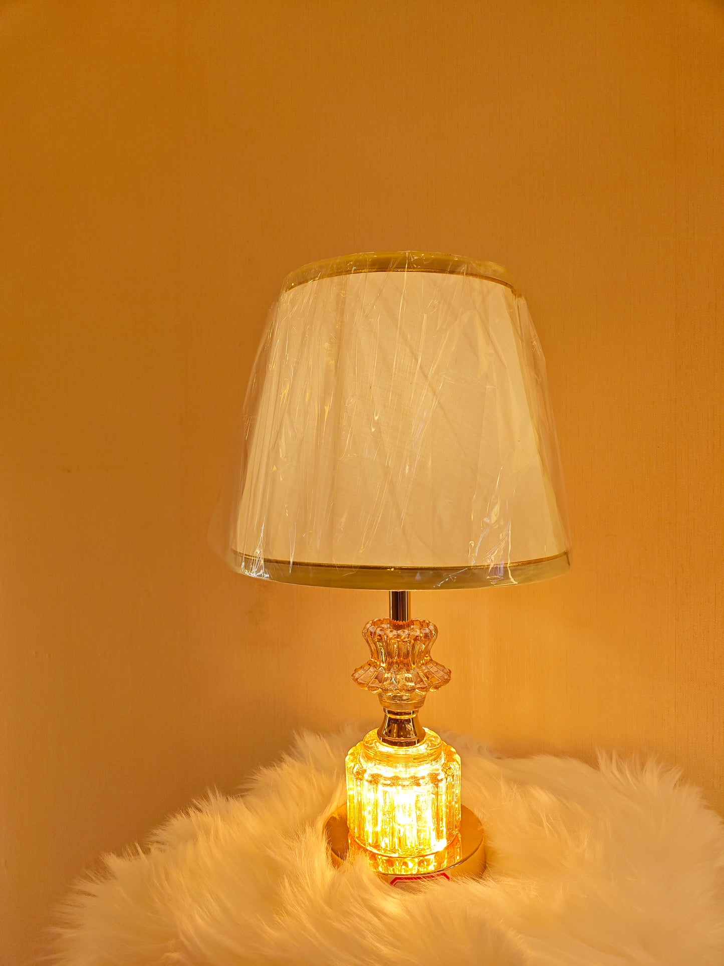 Conquest Table Lamp