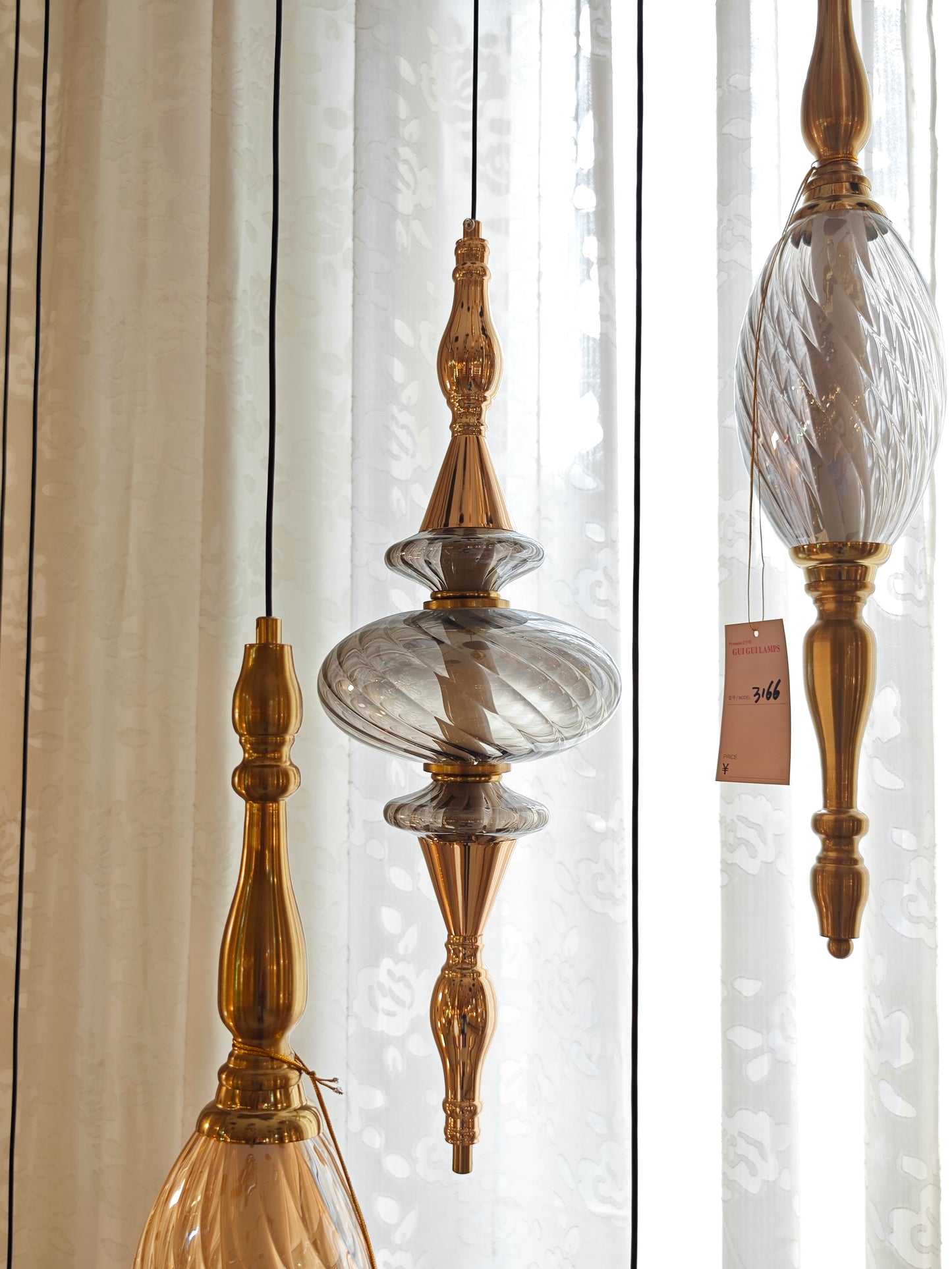 Majesty Hanging Light