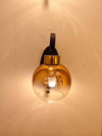 Link Wall Lamp