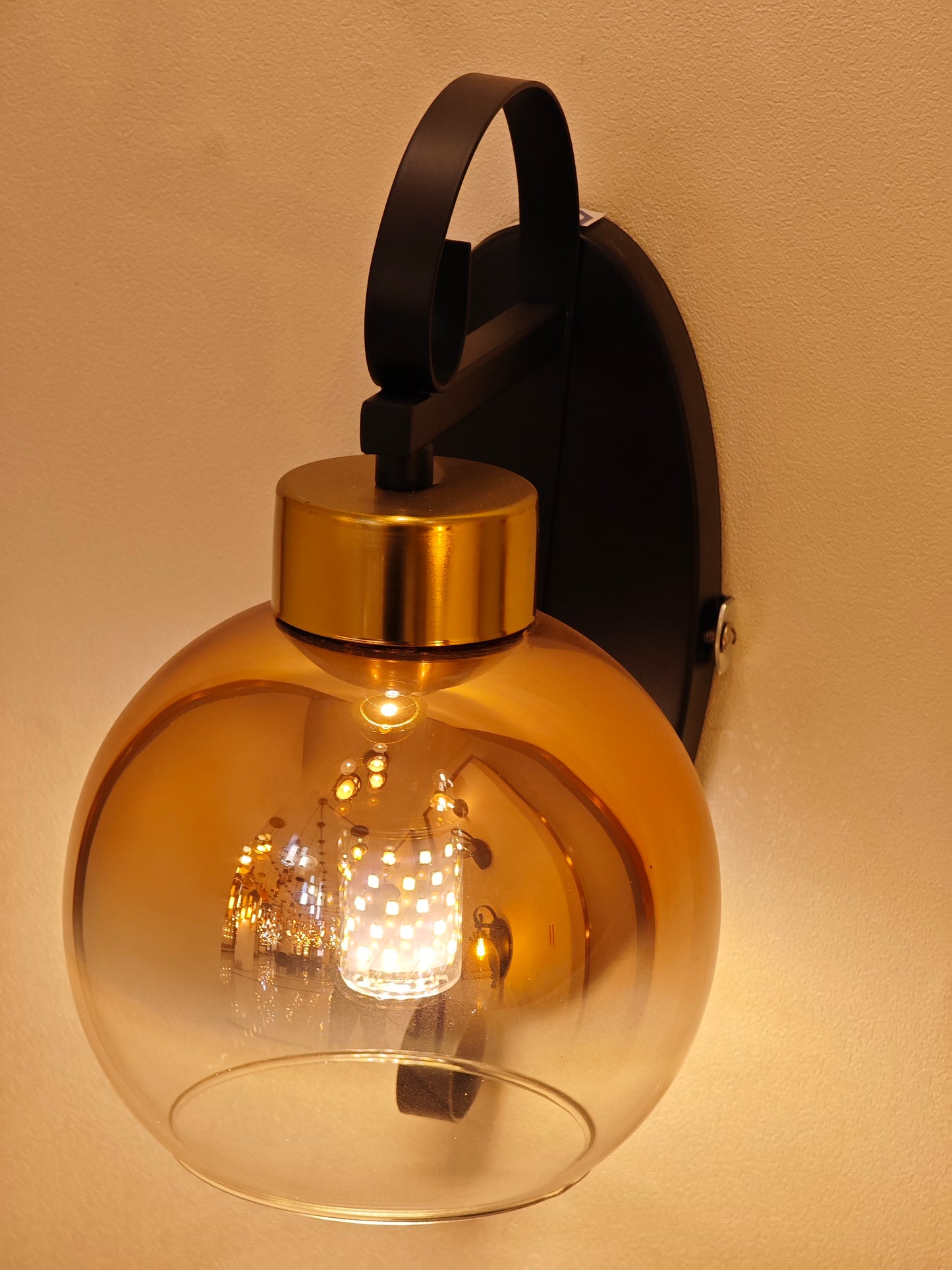 Link Wall Lamp