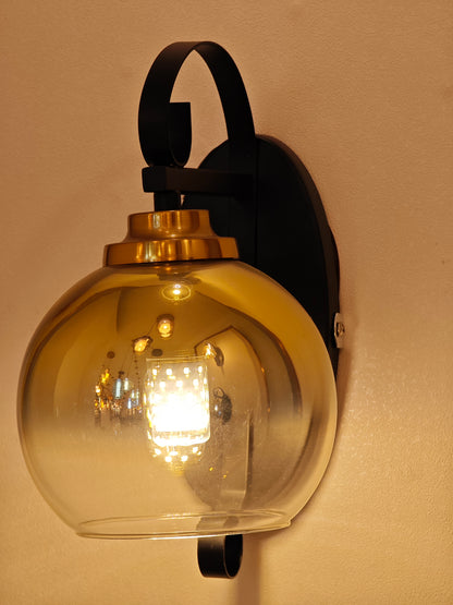 Link Wall Lamp