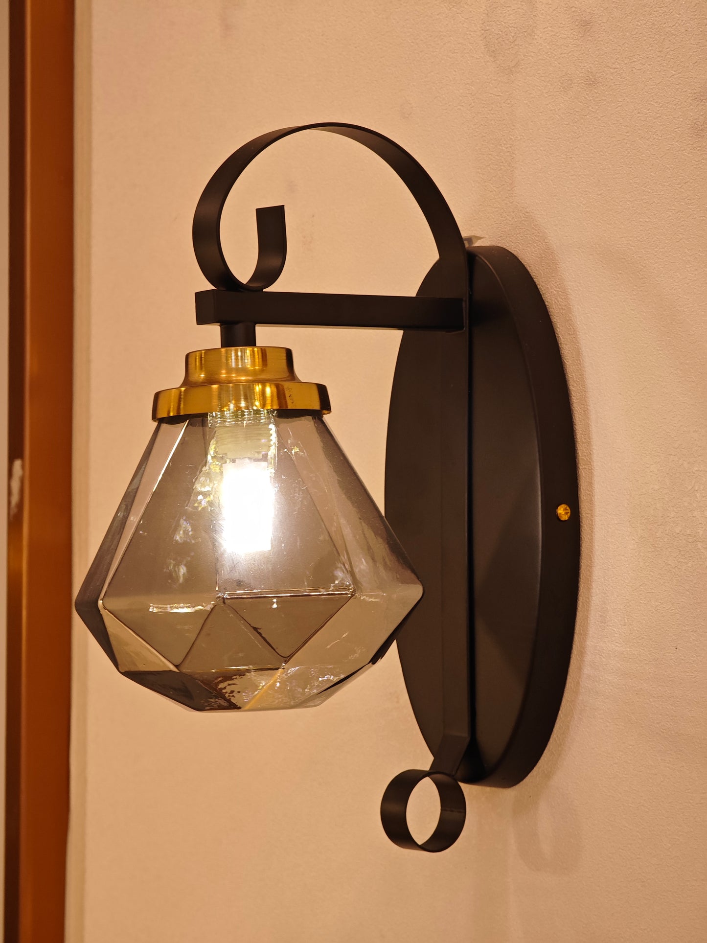 Lion Wall Lamp