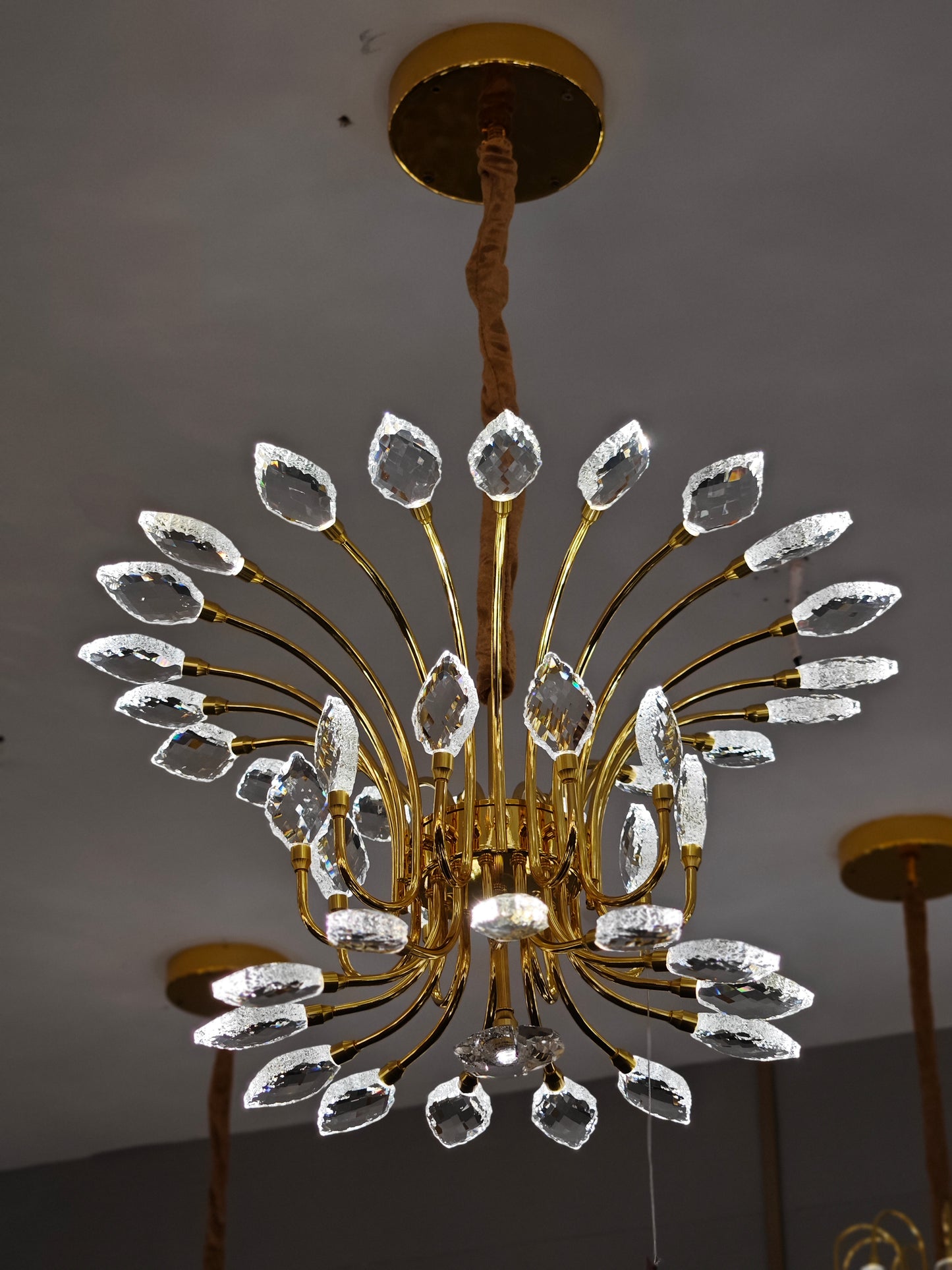 Expanse Chandelier