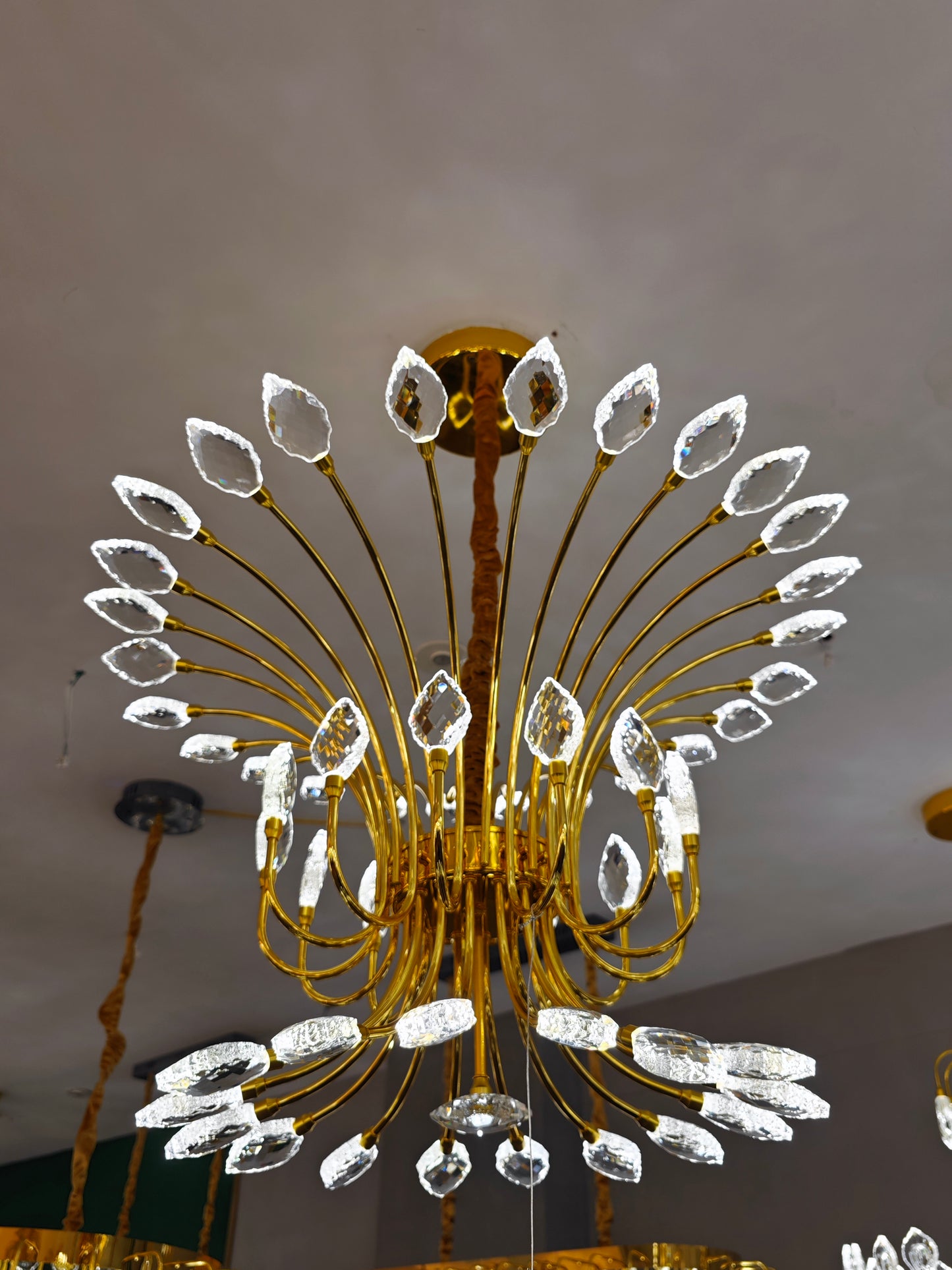 Expanse Chandelier