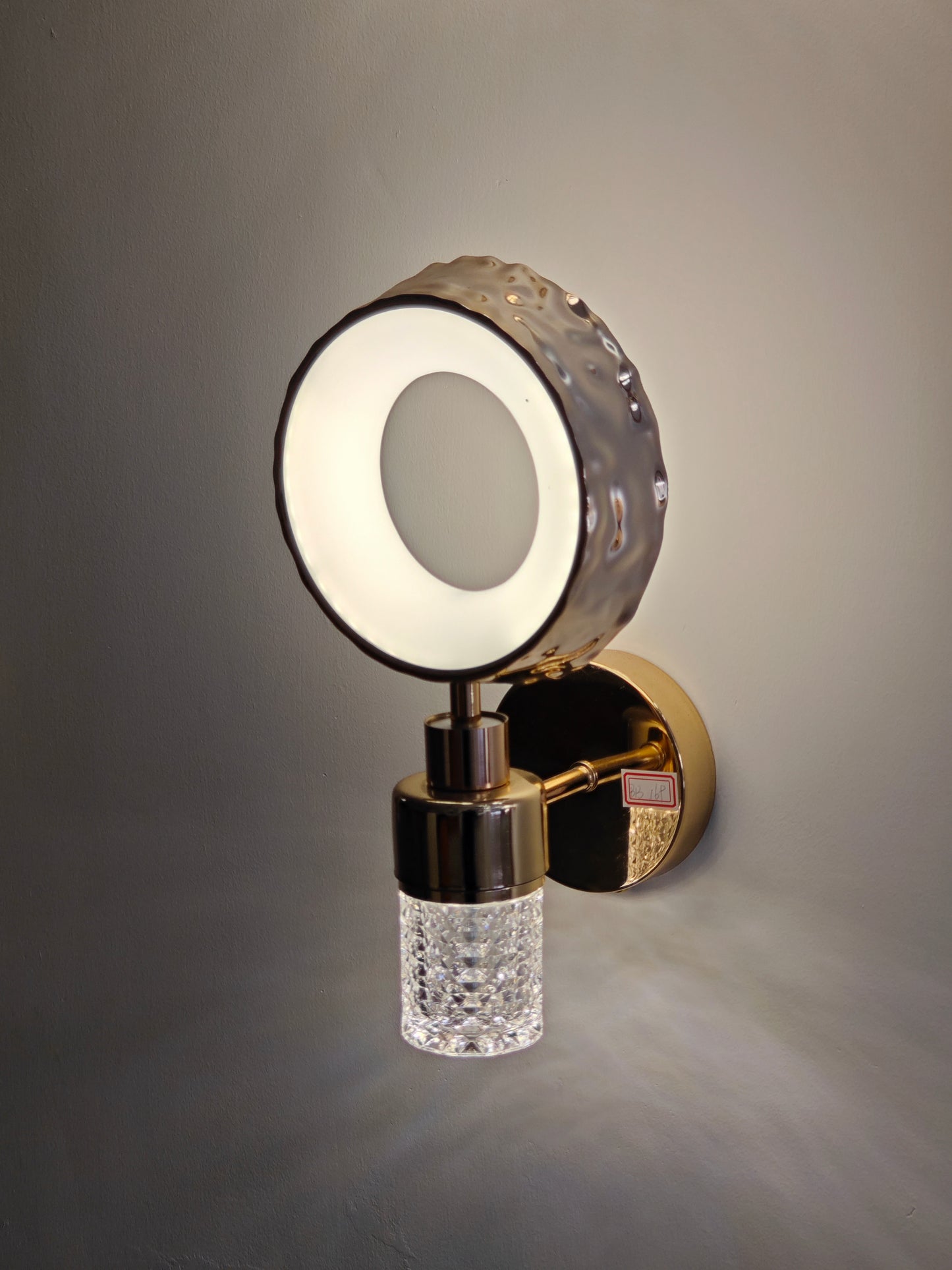 Flow Wall Lamp