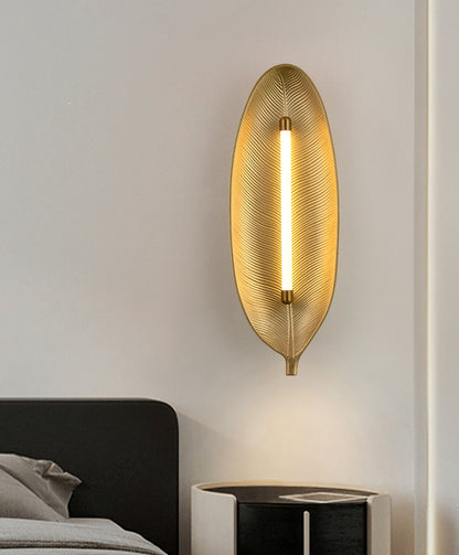 Form Wall Lamp