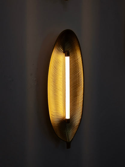 Form Wall Lamp