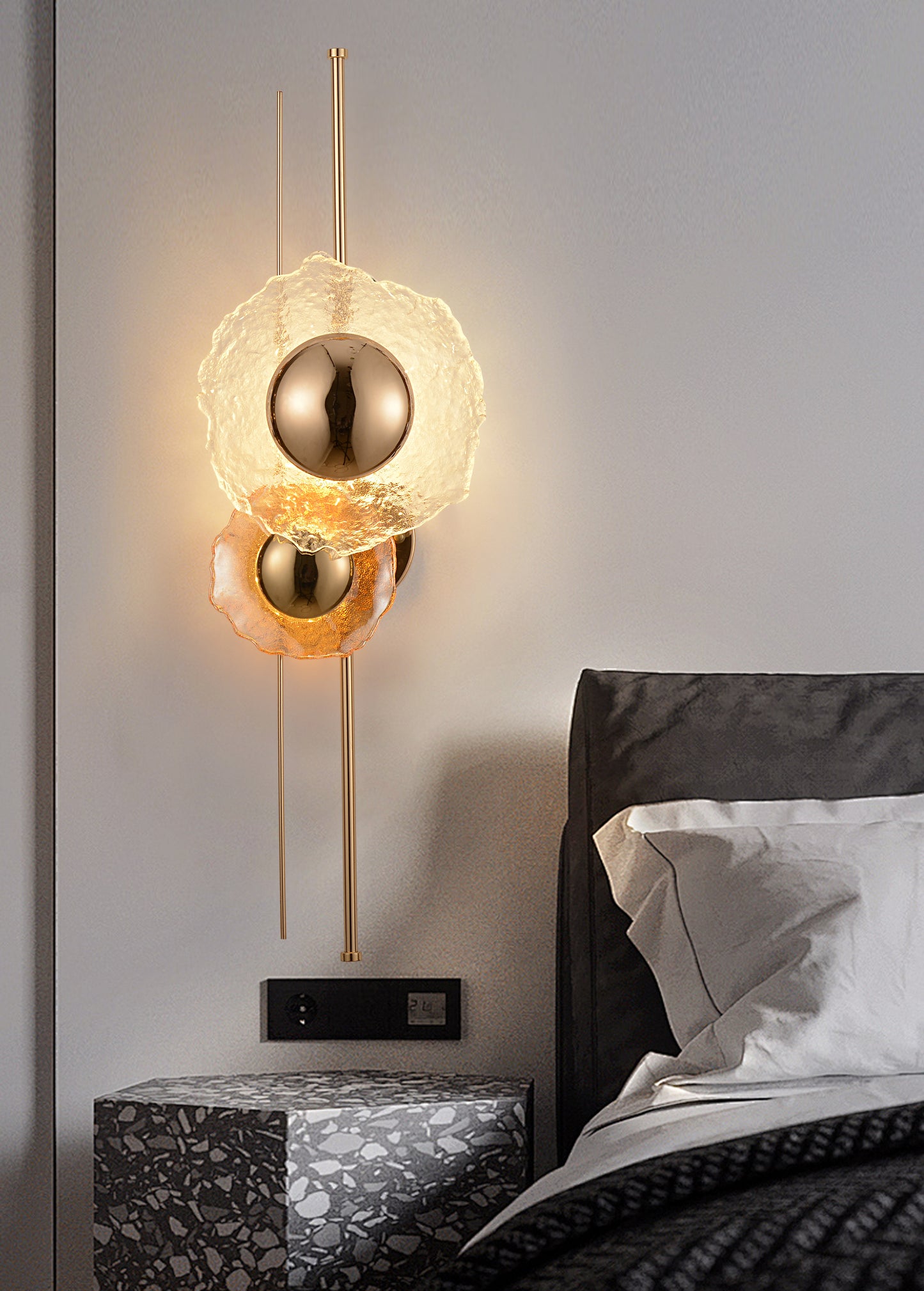 Frame Wall Lamp