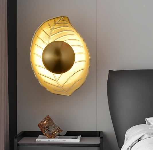 Gaze Wall Lamp